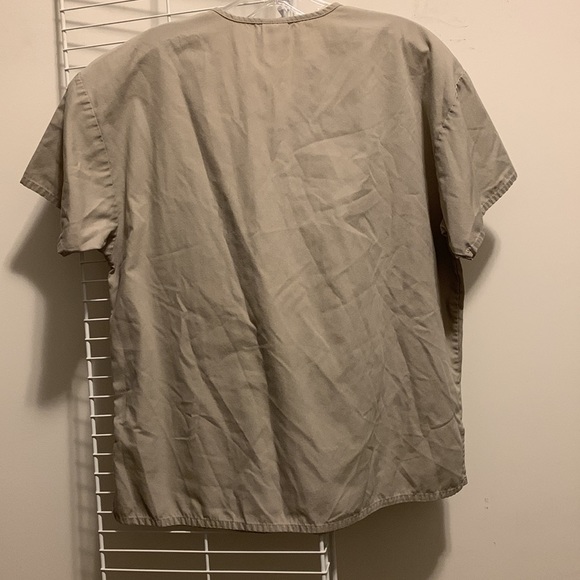 O2 Tan Scrub Top​ - Picture 2 of 2